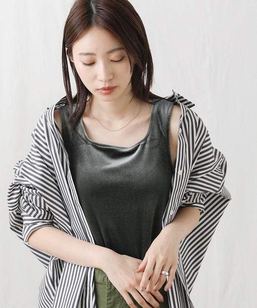 ER emma ベロアタンクトップ　クリーム エミ emmi バックデザインクラッシュベロアタンクトップ （BLK