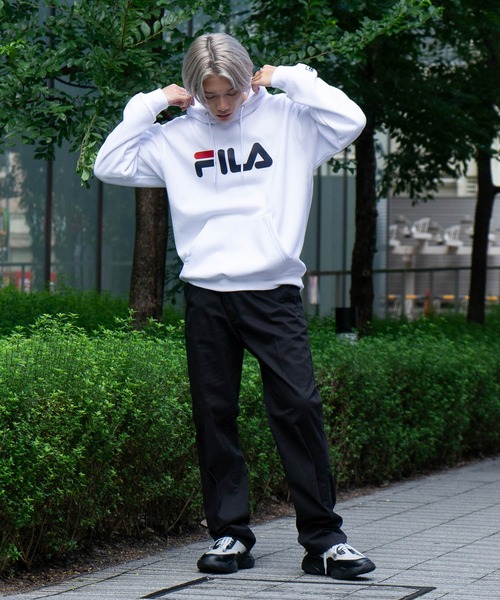 FILA(フィラ)の「【FILA/フィラ】デカロゴプリント 裏起毛フーディー プルパーカー(パーカー・メンズ・ホワイト/ブラック/杢グレー/ネイビー・MEDIUM/LARGE/X-LARGE)」の11枚目の写真