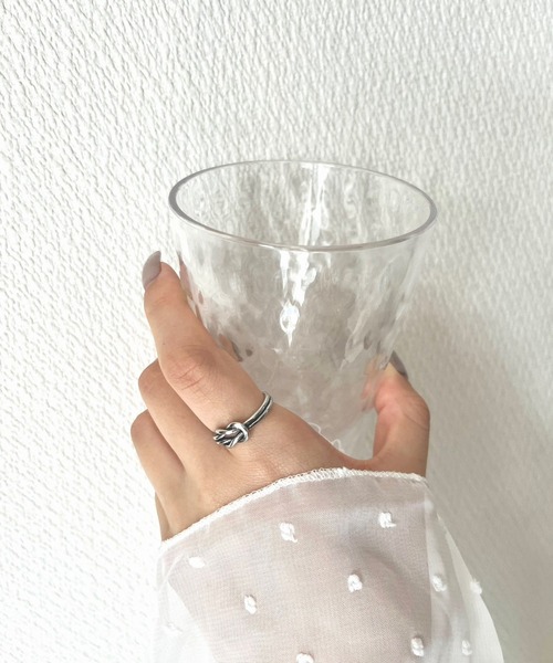 cuorequal(クオレコール)の「ノットリング(リング・レディース・シルバー・FREE)」の4枚目の写真