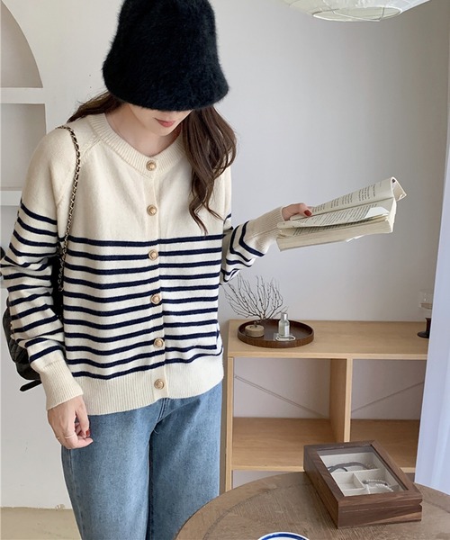 MILAE(ミレ)の「ボーダー柄ニットカーディガン(カーディガン/ボレロ・レディース・ブラウン/ネイビー/カーキ・FREE)」の12枚目の写真