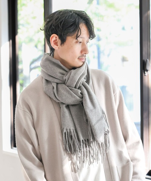 GLOBAL WORK（グローバルワーク）の「ファインタッチボリュームマフラー/704657（ストール/ショール・メンズ・チャコールグレー/グレー/ライトグレー/ブラック/スカイブルー/ライトベージュ・FREE）」の4枚目の写真