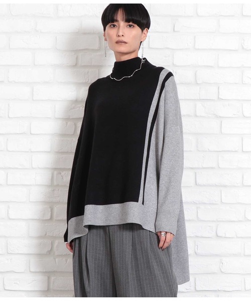 Settimissimo(セッティミッシモ)の「ラインデザインバックロングニット(ニット/セーター・レディース・ベージュ/ブラック・FREE)」の9枚目の写真