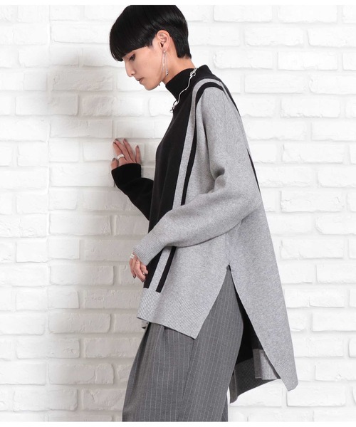 Settimissimo(セッティミッシモ)の「ラインデザインバックロングニット(ニット/セーター・レディース・ベージュ/ブラック・FREE)」の10枚目の写真