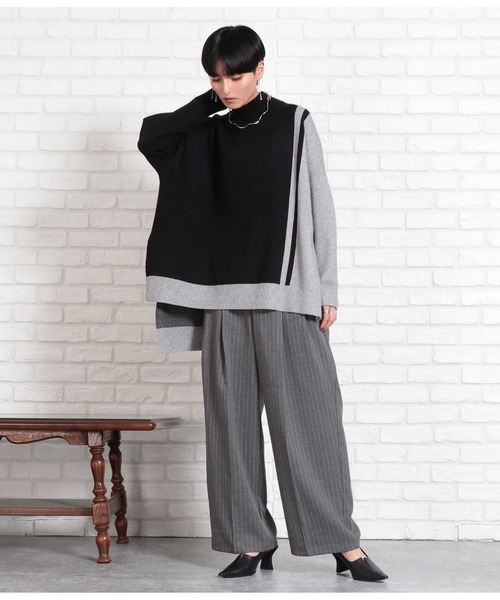 Settimissimo(セッティミッシモ)の「ラインデザインバックロングニット(ニット/セーター・レディース・ベージュ/ブラック・FREE)」の13枚目の写真