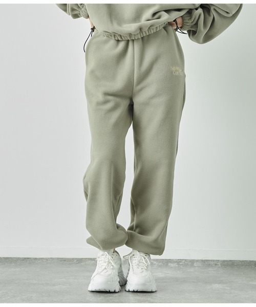 ANAP（アナップ）の「英字刺繍フリースジョガーパンツ【別売りSETUP】（スウェットパンツ・レディース・ブラック/カーキ・FREE）」の8枚目の写真