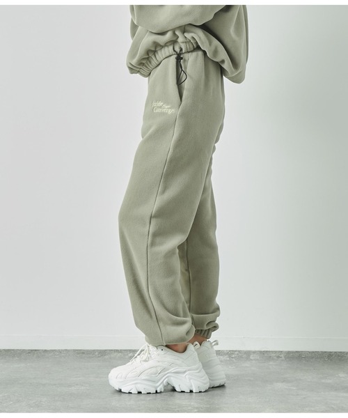 ANAP（アナップ）の「英字刺繍フリースジョガーパンツ【別売りSETUP】（スウェットパンツ・レディース・ブラック/カーキ・FREE）」の9枚目の写真