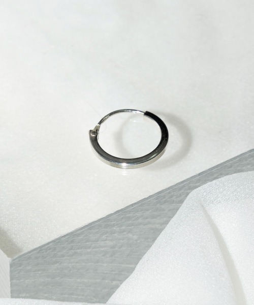 SETUP7(セットアップセブン)の「【SETUP7】カッティングフープピアス Sサイズ シルバー925 SSS(ピアス(片耳用)・メンズ・シルバー・FREE)」の1枚目の写真