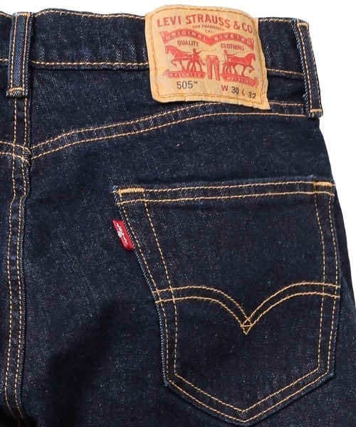 Levi's（リーバイス）の「Levi's リーバイス 505 REGULAR レギュラーストレート（デニムパンツ・メンズ・ワンウォッシュ/ダークインディゴブルー/ライトインディゴブルー・29inch/31inch/36inch/32inch/34inch/30inch/33inch/28inch）」の8枚目の写真