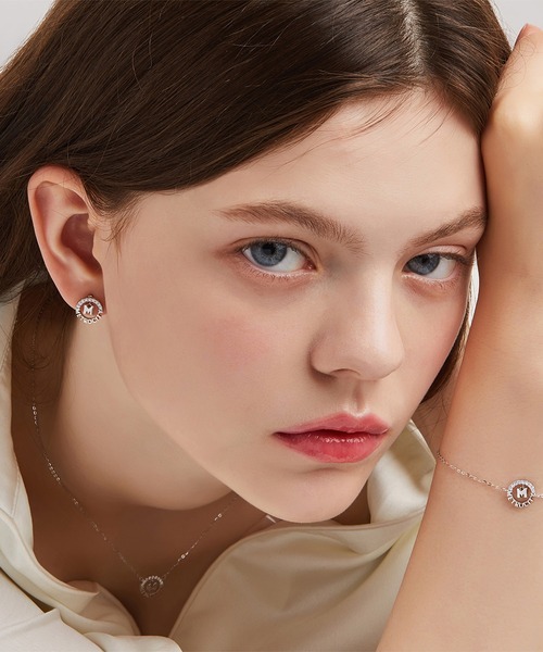 Mベーシックスターリング シルバー ホワイトピアス