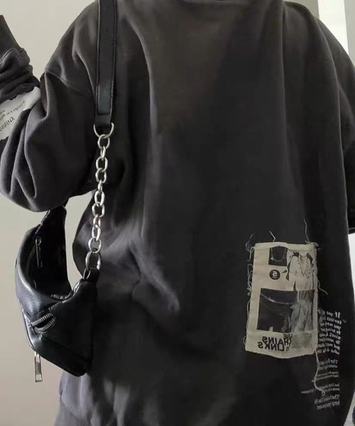 ALL RUNS（オールランズ）の「▲Remake patch zip hoodie/リメイクパッチジップフーディ―（パーカー・メンズ・グレー・L/XL/XXL）」の2枚目の写真