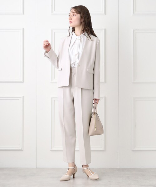 index（インデックス）の「◆≪通勤・セレモニー/セットアップ対応≫ ストレッチノーカラージャケット【洗濯機洗い可】（ノーカラージャケット・レディース・オリーブ/ナチュラル/ネイビー・38/42/36/40）」の7枚目の写真