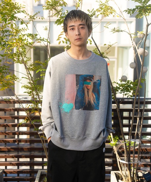 GALLIS ADDICTION(ガリスアディクション)の「GA PHOTO&刺繍CREW(スウェット・メンズ・ブラック系2/グレー/ブラック/ライトグレー・M/L)」の15枚目の写真