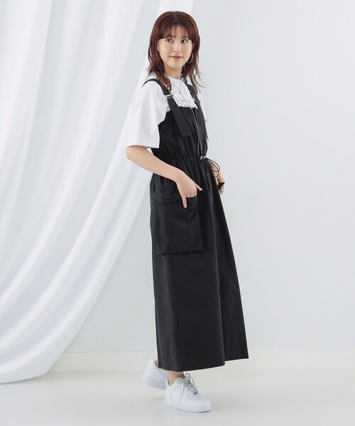 Ray BEAMS（レイビームス）の「カーゴポケット サロペット ワンピース（ワンピース・レディース・ブラック/ホワイト・1/0）」の15枚目の写真