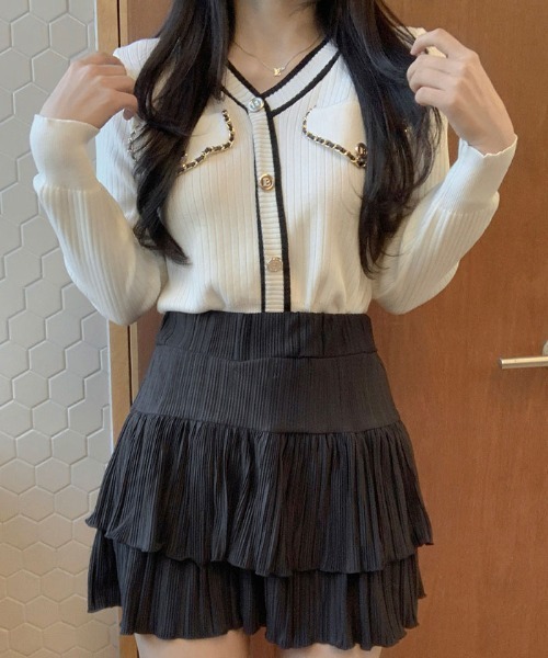 VIVID LADY(ビビッドレディー)の「vネックニットカーディガン風トップス(ニット/セーター・レディース・ブラック/アイボリー/ベージュ・FREE)」の21枚目の写真
