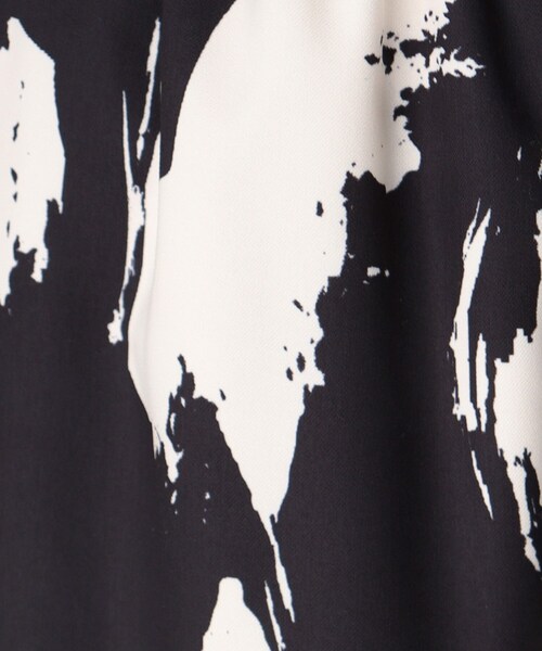 THE SHOP TK (ザ ショップ ティーケー )の「◆プリントイージーパンツ【洗濯機OK】(その他パンツ・レディース・ブラウン系その他2/ブラック系・12/13)」の6枚目の写真