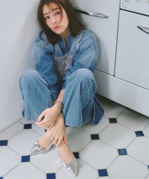 KOBE LETTUCE(コウベレタス)の「バックストラップリボンパンプス(パンプス・レディース・ブラック/オフホワイト/シルバー・L/LL/M/S)」の5枚目の写真