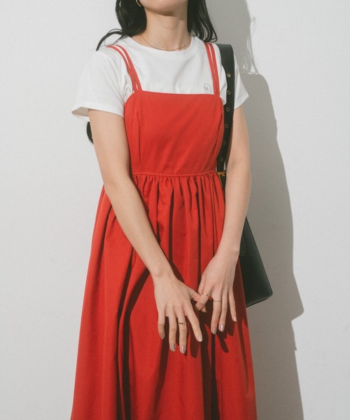 VANNIE U（ヴァニーユー）の「ダブルストラップギャザーボリュームキャミワンピース（ワンピース・レディース・ブラック/レッド/ベージュ/ホワイト・FREE）」の16枚目の写真