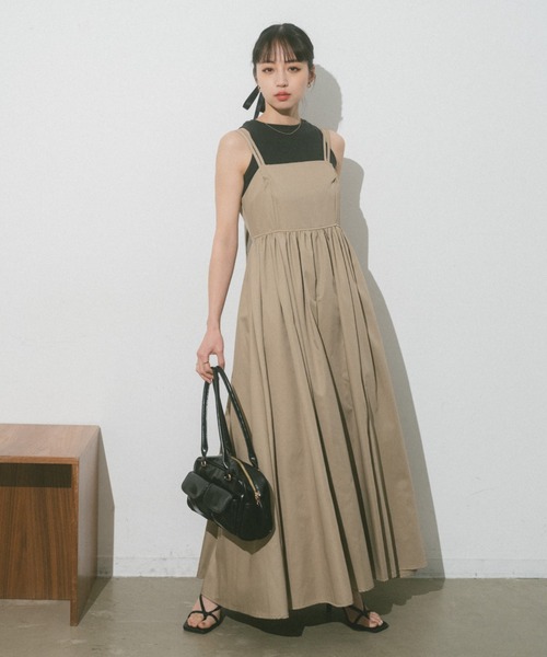 VANNIE U（ヴァニーユー）の「ダブルストラップギャザーボリュームキャミワンピース（ワンピース・レディース・ブラック/レッド/ベージュ/ホワイト・FREE）」の15枚目の写真