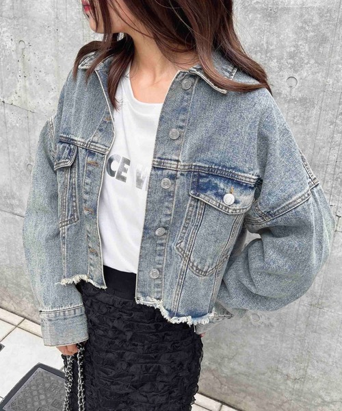 INGNI（イング）の「裾カットオフクロップド丈Gジャン（デニムジャケット・レディース・ブルー系その他3/グレー/ブルー系その他・M）」の21枚目の写真