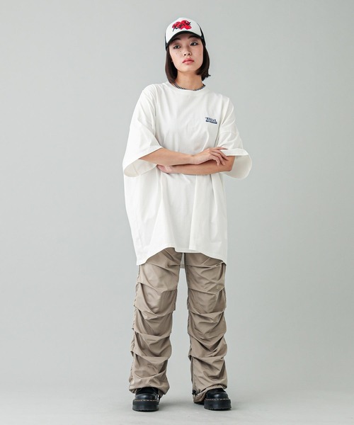 X-girl（エックスガール）の「CIRCLE BACKGROUND FACE LOGO S/S BIG TEE DRESS（ワンピース・レディース・ブラック/ホワイト・S/M）」の16枚目の写真