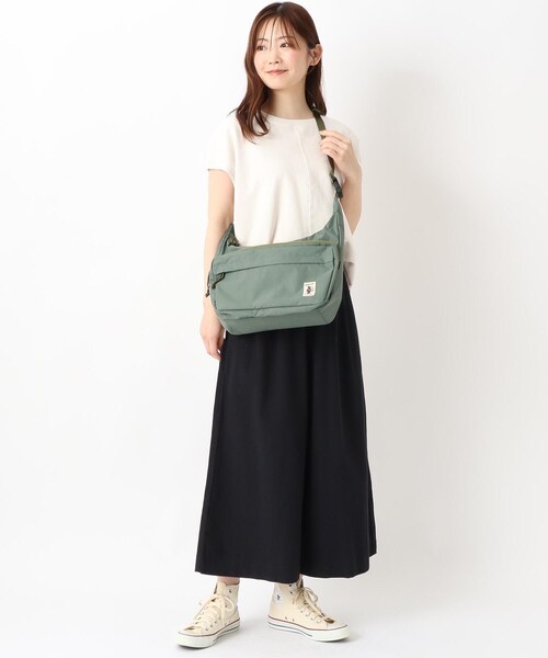 one'sterrace(ワンズテラス)の「COBMASTER ムーンシェイクショルダー(ショルダーバッグ・レディース・カーキ系5/ブルー系その他7/ブラック系8・99)」の16枚目の写真
