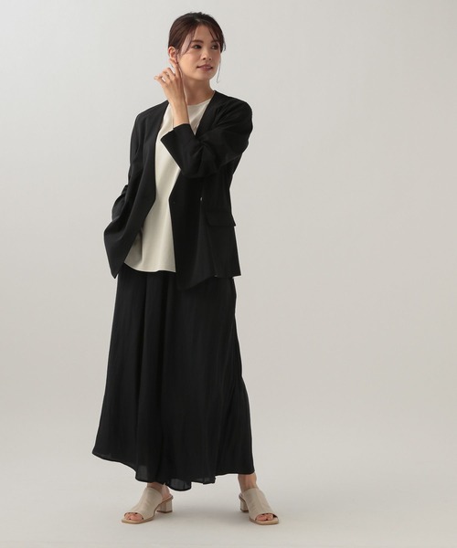 Elura(エルーラ)の「夏ラクWジャケット/107176(ノーカラージャケット・レディース・ベージュ/ブラック・MEDIUM/LARGE)」の14枚目の写真