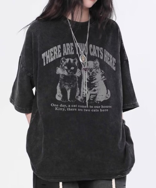 MASHIRO(マシロ)の「【MASHIRO】ヴィンテージ風Tシャツ キャットモチーフ2(MA)(Tシャツ/カットソー・レディース・ブラック・FREE)」の4枚目の写真