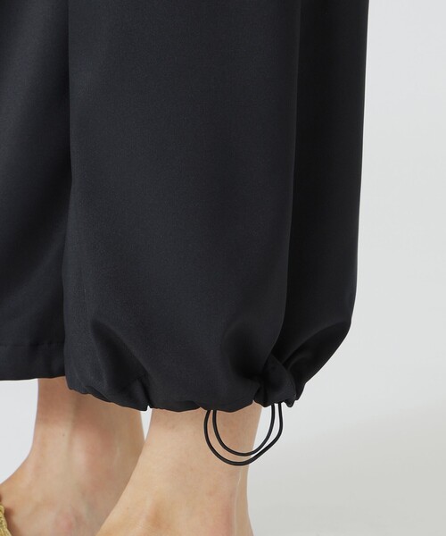 LOVELESS（ラブレス）の「【UVカット/すぐ乾く】アクティブサロペット（サロペット/オーバーオール・レディース・ブラック・36）」の4枚目の写真