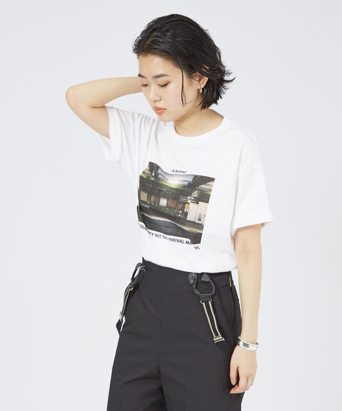 ABAHOUSE（アバハウス）の「【LE TRIO ABAHOUSE】A SCENE / グラフィックTシャツ / ユニセックス着用可（Tシャツ/カットソー・メンズ・ホワイト・48/46/44）」の12枚目の写真