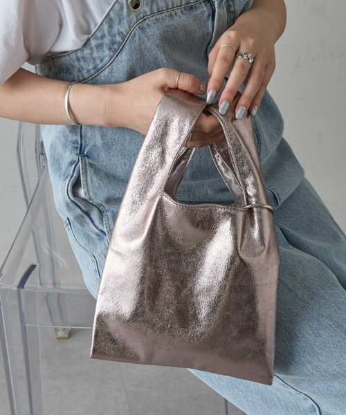 CIAOPANIC TYPY（チャオパニックティピー）の「■カラビナ付きメタルクラッシュBAG（トートバッグ・レディース・シルバー/ブラック/ブロンズ/ピンク/ゴールド・ONE SIZE）」の12枚目の写真