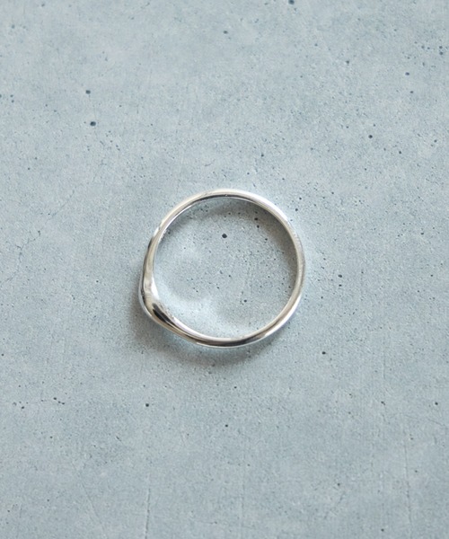 Magine(マージン)の「SV925 BASIC RING 1.5-3.0mm 16-17号:ベーシック シルバーリング(リング・メンズ・シルバー・FREE)」の5枚目の写真