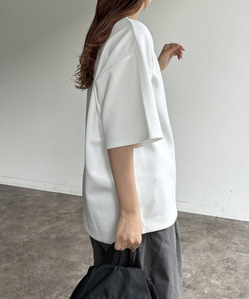 CPCM（シーピーシーエム）の「接触冷感ダンボールT（Tシャツ/カットソー・レディース・ホワイト/チャコールグレー/グレー/ブラック/ホワイト系その他2/グリーン系その他/ホワイト系その他・LARGE/SMALL/MEDIUM）」の11枚目の写真