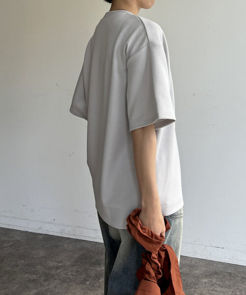 CPCM（シーピーシーエム）の「接触冷感ダンボールT（Tシャツ/カットソー・レディース・ホワイト/チャコールグレー/グレー/ブラック/ホワイト系その他2/グリーン系その他/ホワイト系その他・LARGE/SMALL/MEDIUM）」の21枚目の写真