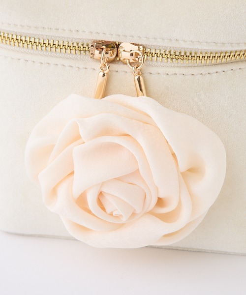 one after another NICE CLAUP（ワンアフターアナザーナイスクラップ）の「【plume】ローズバニティショルダーバッグ（ショルダーバッグ・レディース・ブラック/アイボリー/ピンク・FREE）」の14枚目の写真