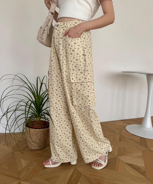 one after another NICE CLAUP（ワンアフターアナザーナイスクラップ）の「アソート加工カーゴパンツ（カーゴパンツ・レディース・ピンク/アイボリー系/ブラック系/ブルー系・FREE）」の15枚目の写真