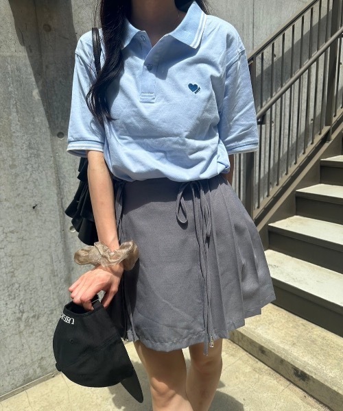 nemne store(ネンネストア)の「【低身長サイズあり】ハートポロシャツ(ポロシャツ・レディース・ライトブルー/アイボリー/ブラウン・MEDIUM/SMALL)」の3枚目の写真