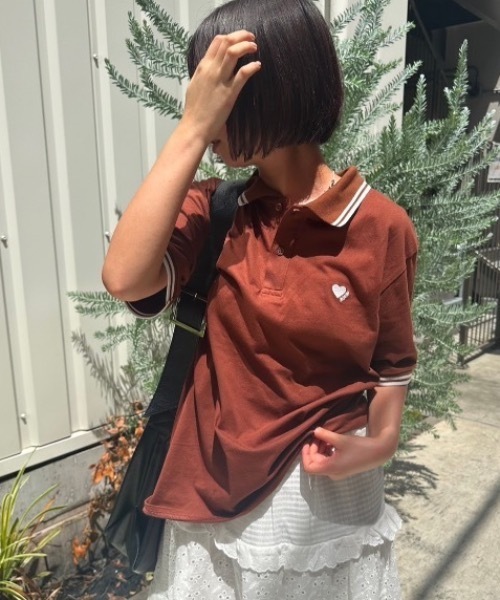 nemne store(ネンネストア)の「【低身長サイズあり】ハートポロシャツ(ポロシャツ・レディース・ライトブルー/アイボリー/ブラウン・MEDIUM/SMALL)」の21枚目の写真