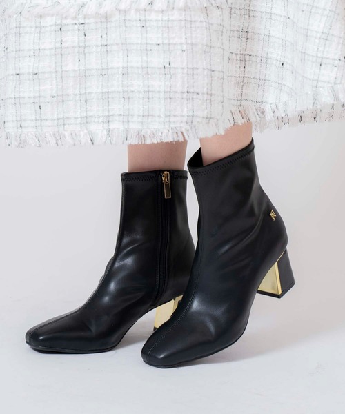 NOELA（ノエラ）の「ストレッチロゴショートブーツ（ブーツ・レディース・ブラウン/グレー/ブラック・S/M/L）」の7枚目の写真