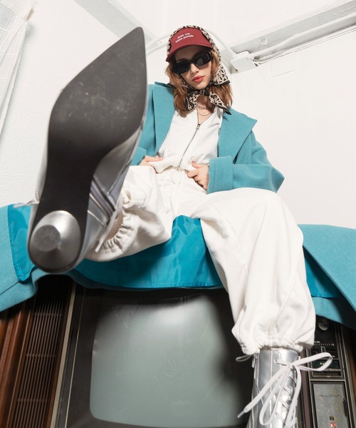 SPIRALGIRL（スパイラルガール）の「ロングチェスターコート（チェスターコート・レディース・ブラック/グリーン・FREE）」の3枚目の写真