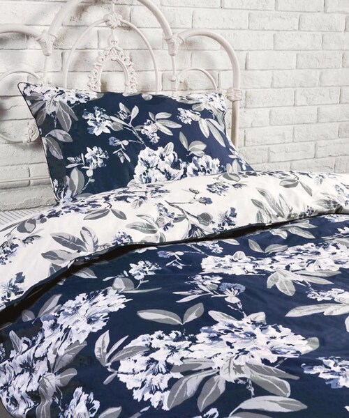 アデリーン柄 ピローケース（寝具）｜LAURA ASHLEY（ローラアシュレイ）