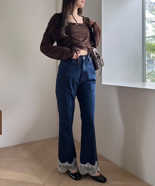 one after another NICE CLAUP（ワンアフターアナザーナイスクラップ）の「裾レース美脚ストレッチデニムパンツ（デニムパンツ・レディース・ライトブルー/ブルー/ネイビー・SMALL/MEDIUM）」の12枚目の写真