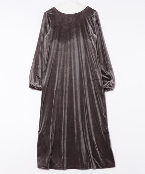 STYLEBLOCK（スタイルブロック）の「ベロアバックオープンワンピース（ワンピース・レディース・グレー/グレイッシュベージュ/ブラック・M）」の2枚目の写真