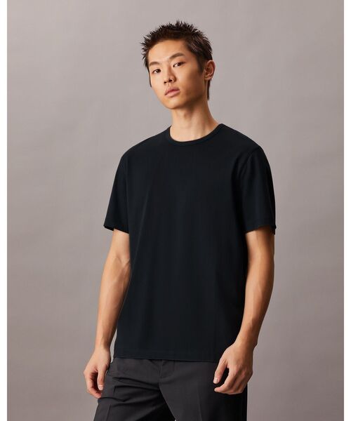Calvin Klein（カルバン・クライン）の「Tシャツ - [Cha Eun-woo / チャ・ウヌ着用商品]クルーネックショートスリーブTシャツ（Tシャツ/カットソー・メンズ・レッド系その他/ブラック系/グレイッシュベージュ/アイボリー/ブラック・M/L/S/XS/XL）」の15枚目の写真