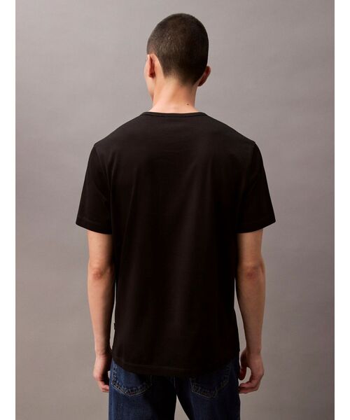 Calvin Klein（カルバン・クライン）の「Tシャツ - [Cha Eun-woo / チャ・ウヌ着用商品]クルーネックショートスリーブTシャツ（Tシャツ/カットソー・メンズ・レッド系その他/ブラック系/グレイッシュベージュ/アイボリー/ブラック・M/L/S/XS/XL）」の11枚目の写真