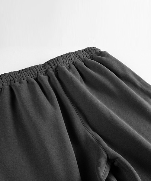 CORPUS TOKYO（コーパス トーキョー）の「【セットアップ対応】ヘムシュリンク裏起毛スウェットパンツ（スウェットパンツ・メンズ・ダークグレー/ヘザーグレー/ブラック/ホワイト・3/2/1/4）」の13枚目の写真