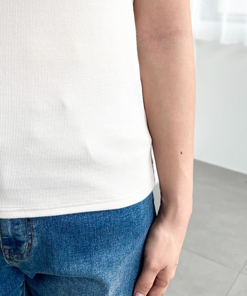 moment+(モーメントプラス)の「肩スリットリボン半袖リブトップス(Tシャツ/カットソー・レディース・ナチュラル/オフホワイト/ブラック/杢グレー/ホワイト系その他/ブラック系その他/ブルー系その他/アイボリー・M/L)」の22枚目の写真