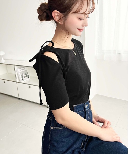 moment+（モーメントプラス）の「肩スリットリボン半袖リブトップス（Tシャツ/カットソー・レディース・ナチュラル/オフホワイト/ブラック/杢グレー/ホワイト系その他/ブラック系その他/ブルー系その他/アイボリー・M/L）」の19枚目の写真