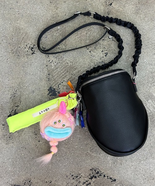 monster hand strap（キーホルダー）｜cheek（BAG）（チーク）の