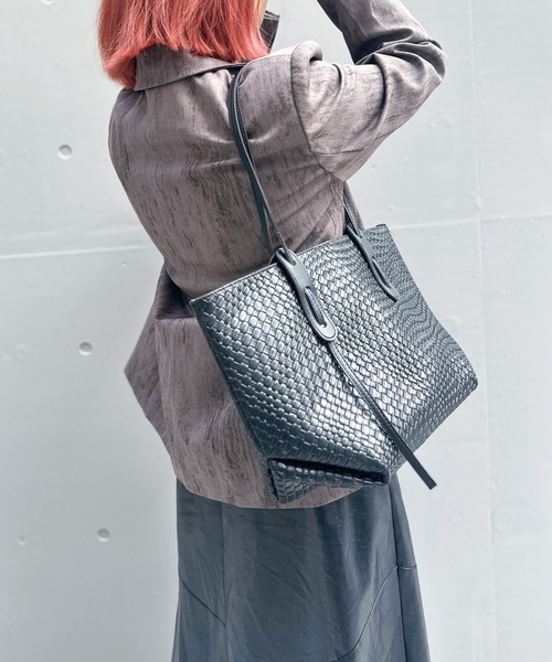 エンボスビックトートバッグ(トートバッグ)|w.r.k(ダブルアールケー) エンボスビックトートバッグ(トートバッグ)|w.r.k(ダブルアールケー)