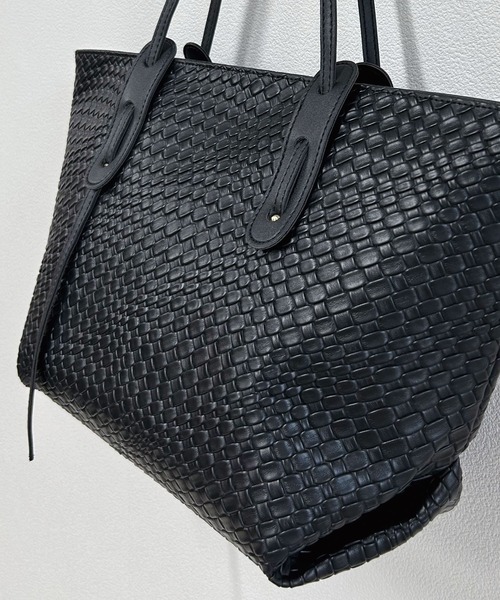 エンボスビックトートバッグ(トートバッグ)|w.r.k(ダブルアールケー) エンボスビックトートバッグ(トートバッグ)|w.r.k(ダブルアールケー)